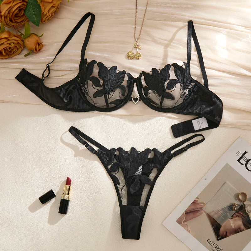 Noirvelle Embroidered Lace Set - vetitus -