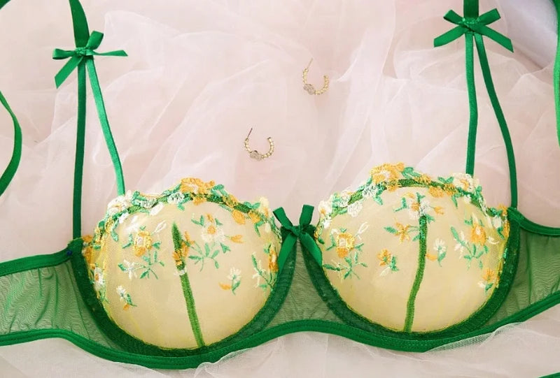 Fleur Éclat Lingerie Set