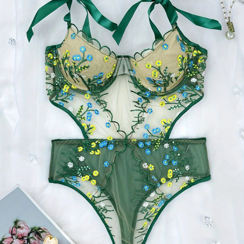 Lysandra Embroidered Bodysuit - vetitus -