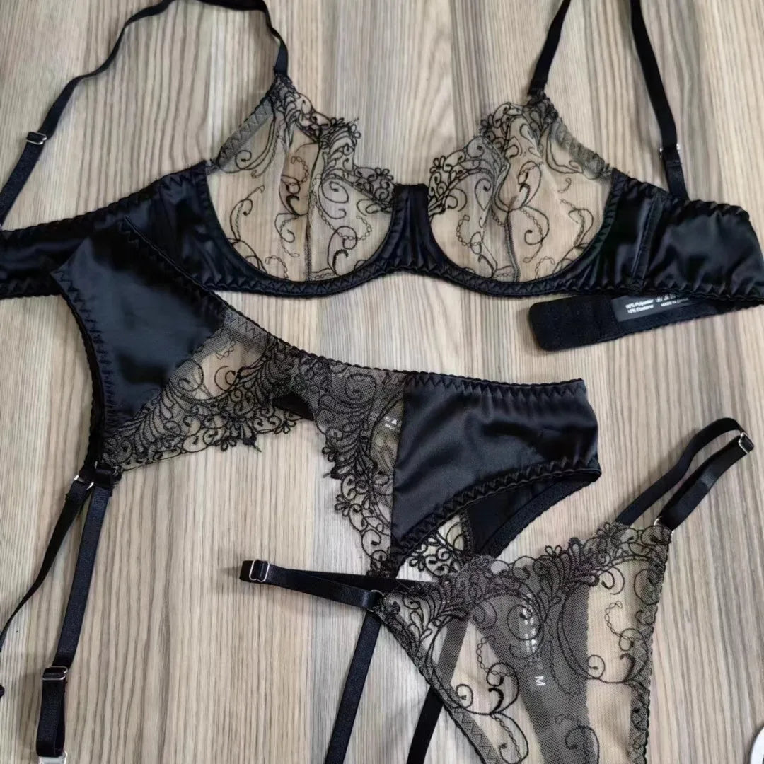 Élan Noir Suspender Set