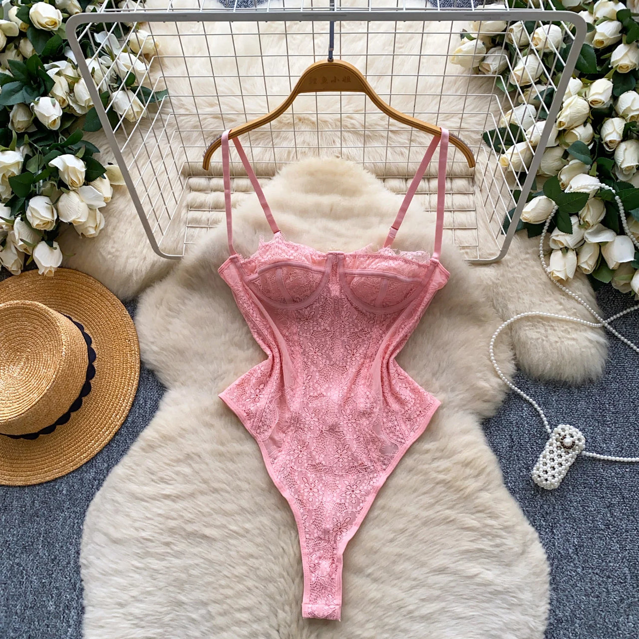 Élan Lace Sculpt Bodysuit