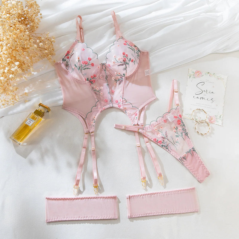 Rosielle Embroidered Garter Set