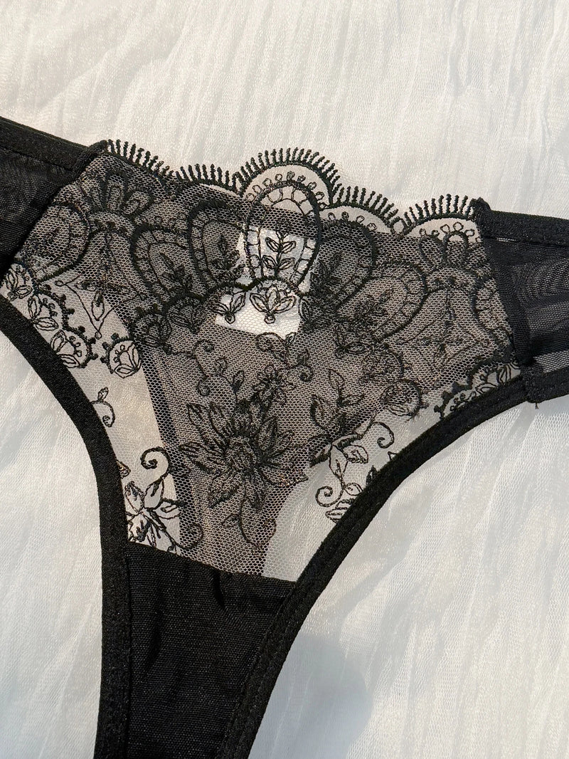 Celeste Embroidered Lace Set - vetitus -