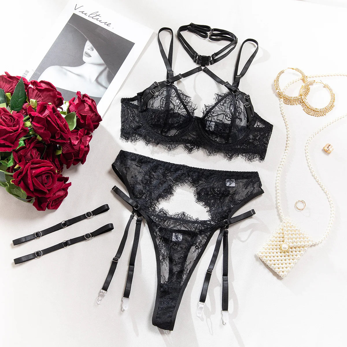 Noctuelle Lace Suspender Set