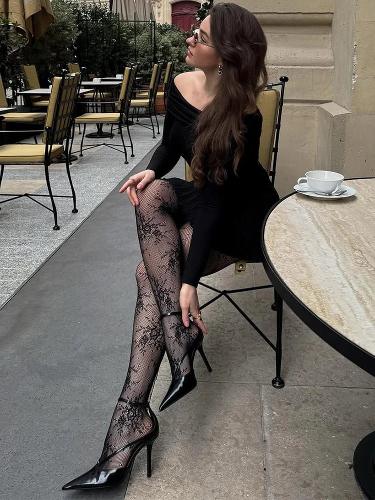 Bordeaux Lace Tights - vetitus -