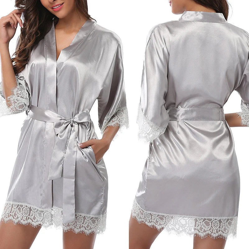 Veloria Lace Trim Satin Robe - vetitus -