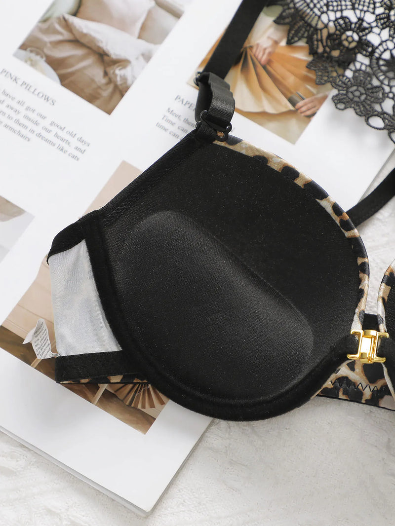 Valenne Contour Set