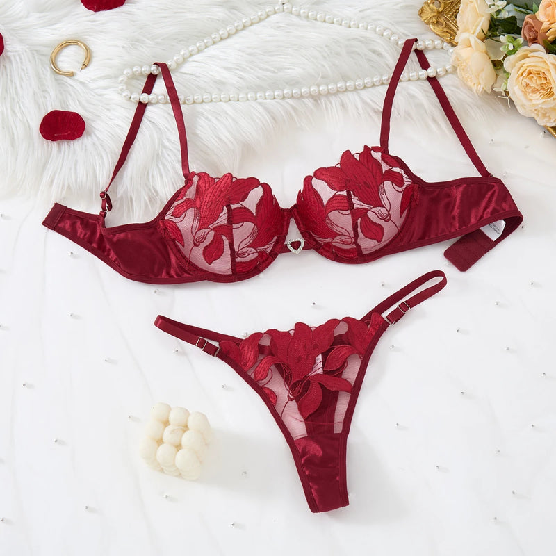 Roselle Embroidered Lace Set - vetitus -