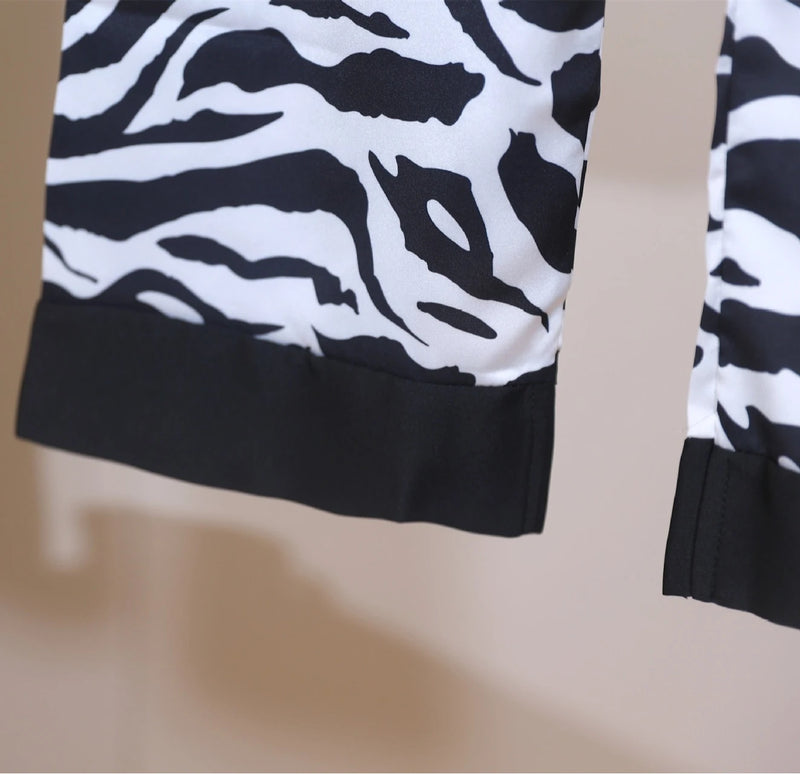 Noir Savanna Pyjama Set