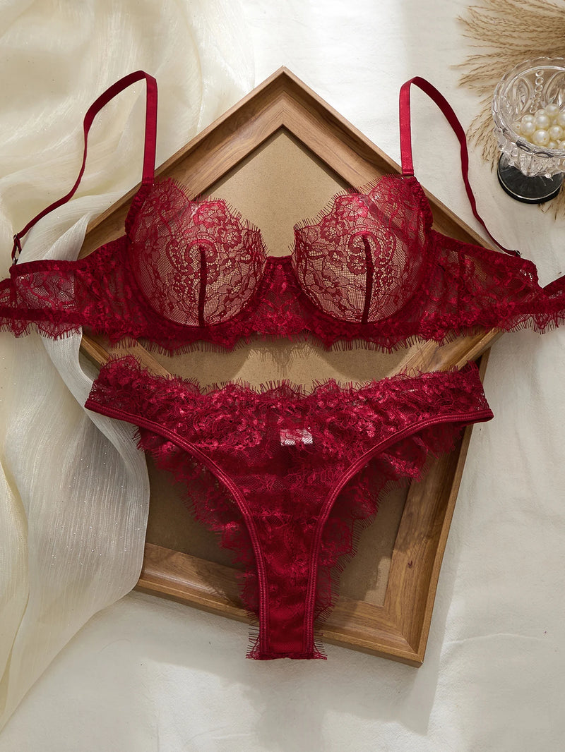 Calista Lace Set