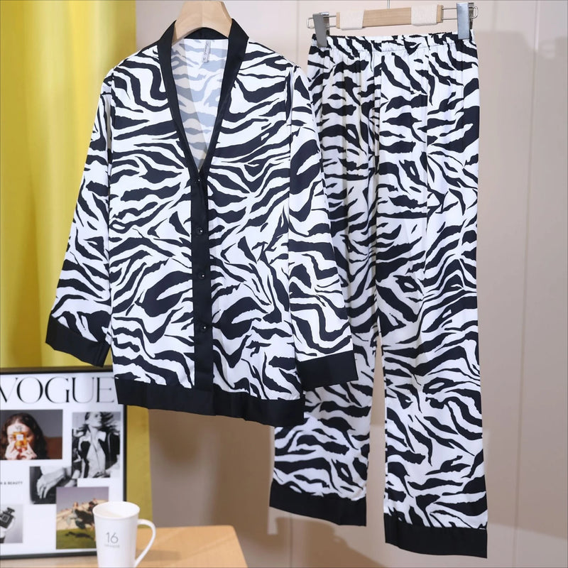 Noir Savanna Pyjama Set