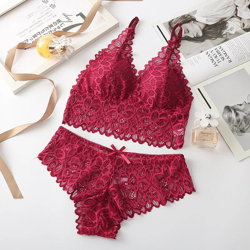 Eloria Lace Bralette Set - vetitus -