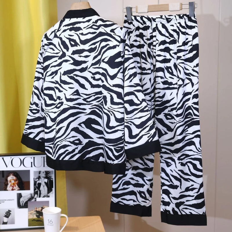 Noir Savanna Pyjama Set