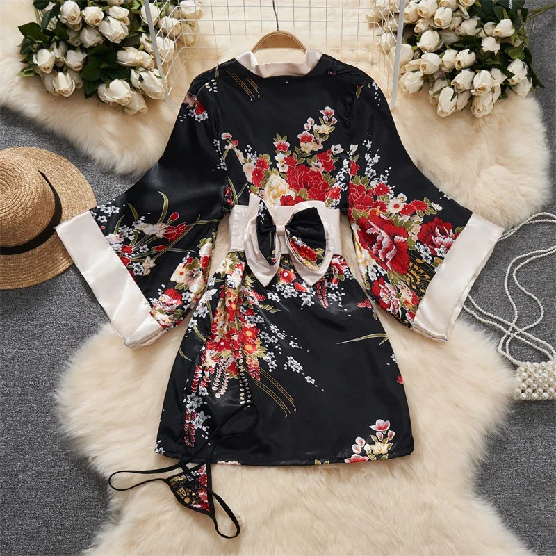 Kaida Floral Kimono Dress - vetitus -