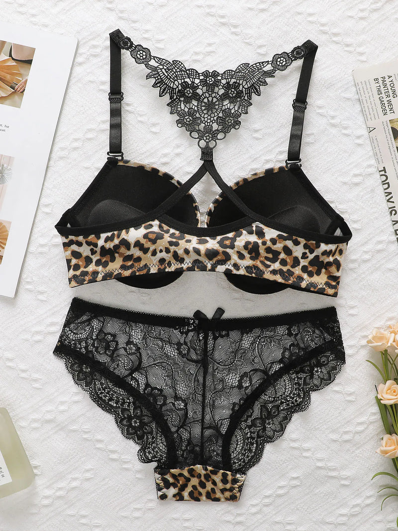 Valenne Contour Set