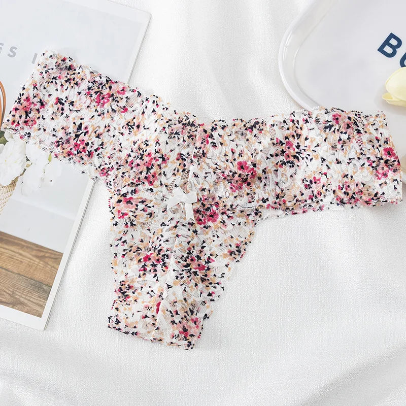 Seraphine Lace Thong - vetitus -